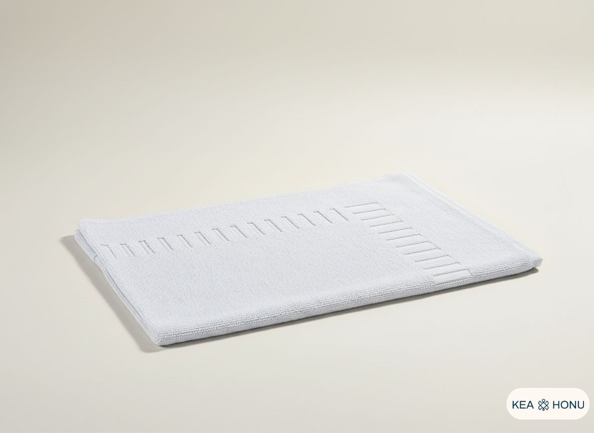 Cotton mat in Coastal White from the Ritual Edit collection