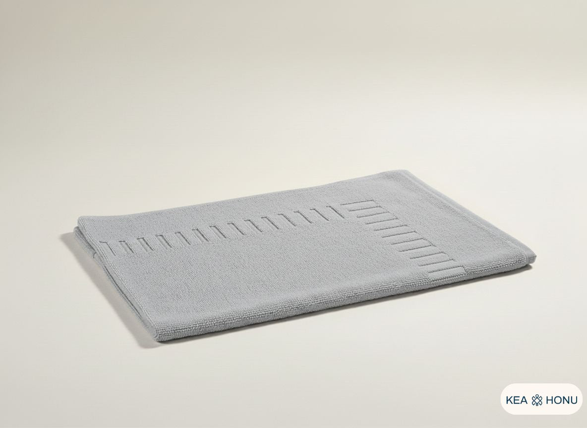 Cotton mat in Drift Grey from the Ritual Edit collection