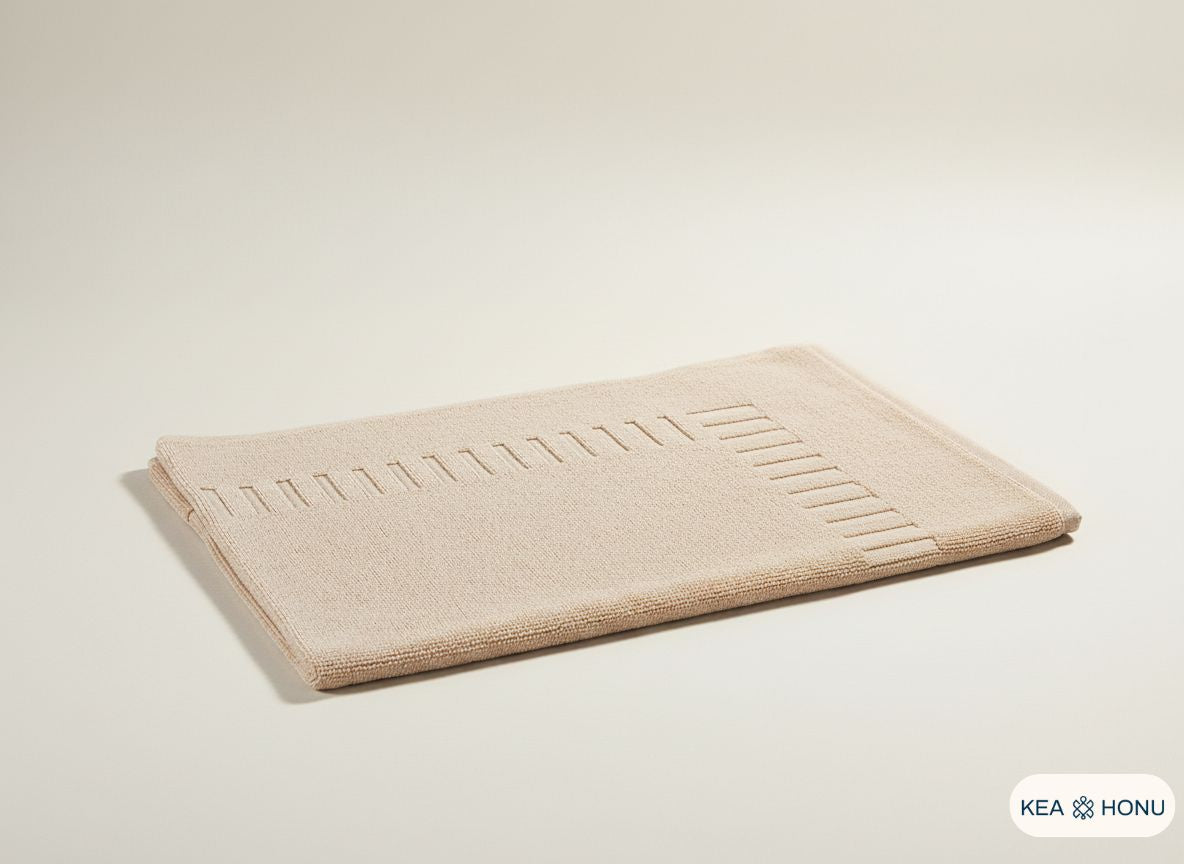 Cotton mat in Woven Taupe from the Ritual Edit collection